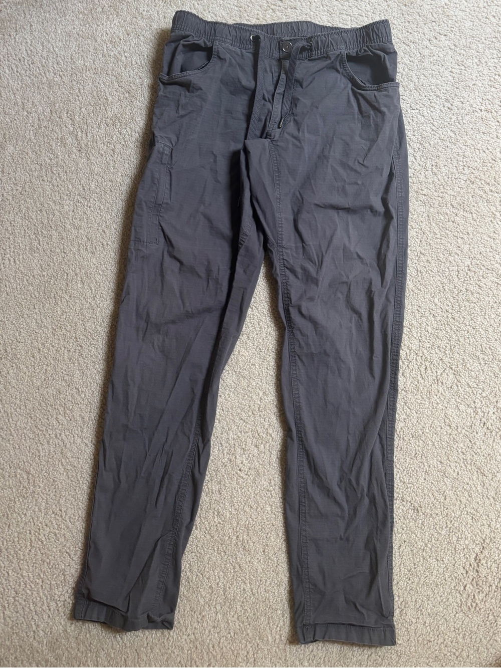 lululemon athletica Men's Charcoal Gray Cargo Joggers